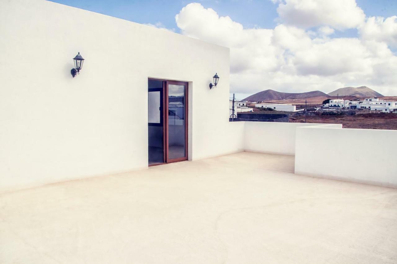 Casa De La Nobleza Guest House Tinajo Ngoại thất bức ảnh